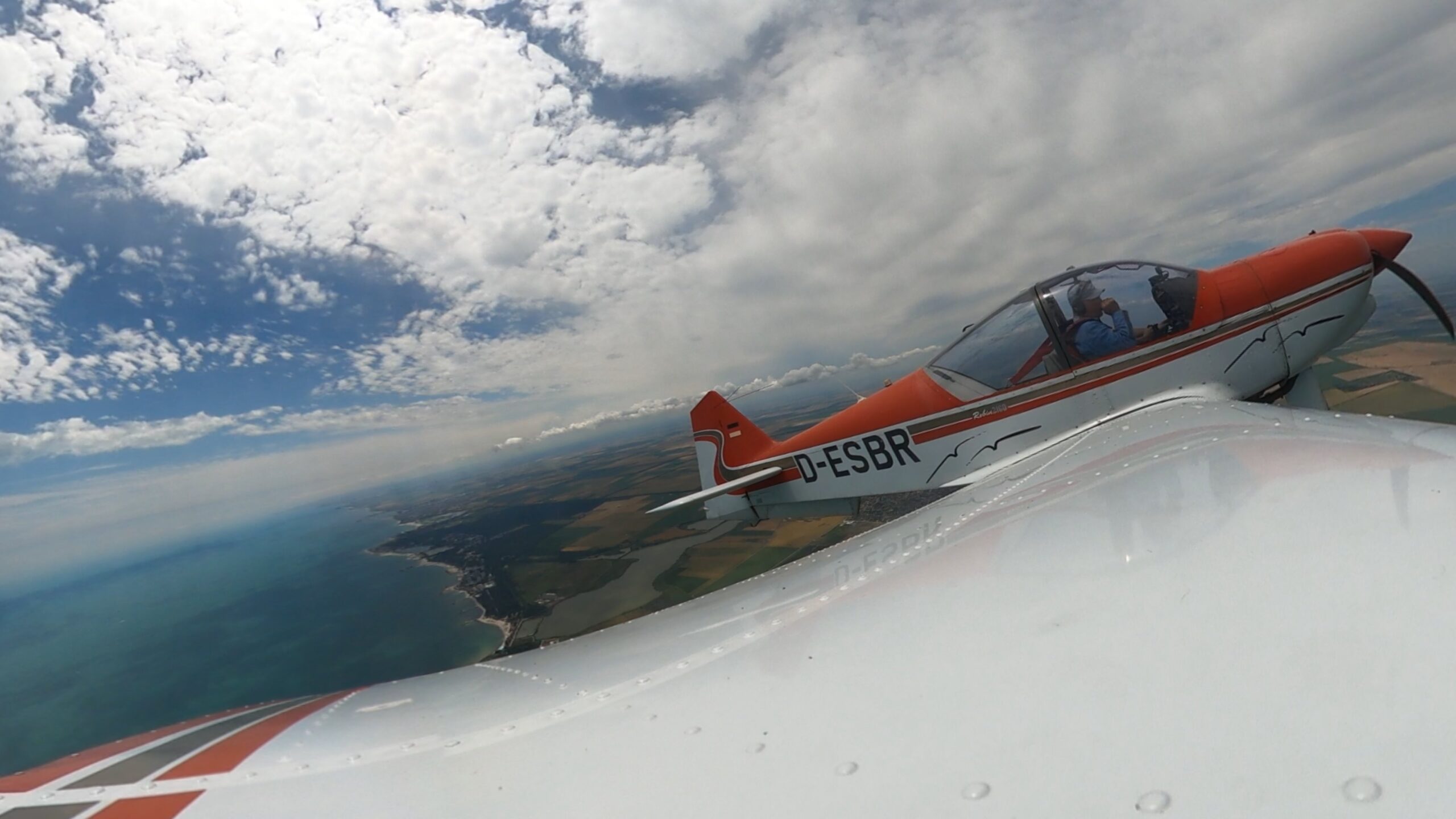 Aircraft climbing